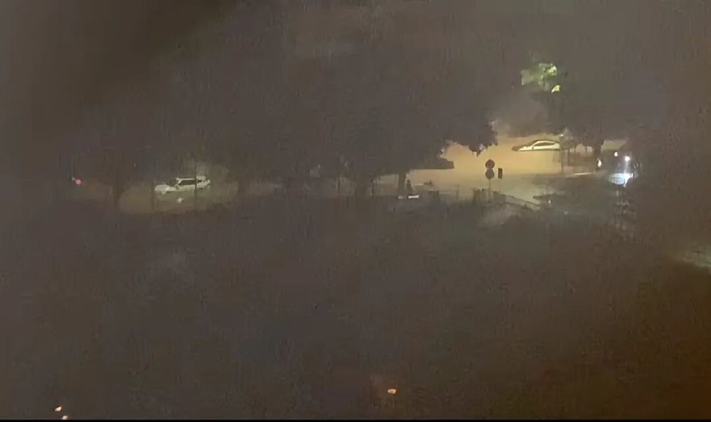 賭博：暴雨後，一名泡水車車主的煎熬30天