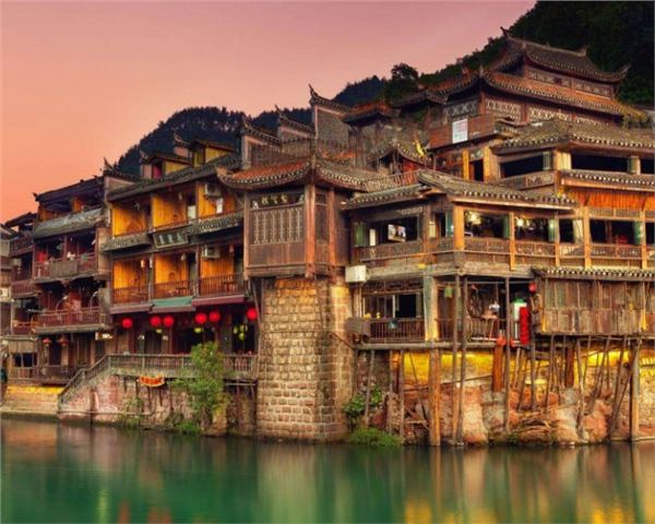 {賭馬}(春节到哪里旅游好)